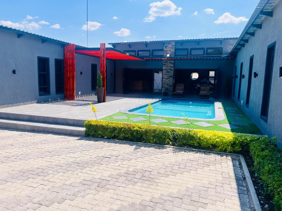 Signature Boutique Guesthouse Maun Exteriér fotografie
