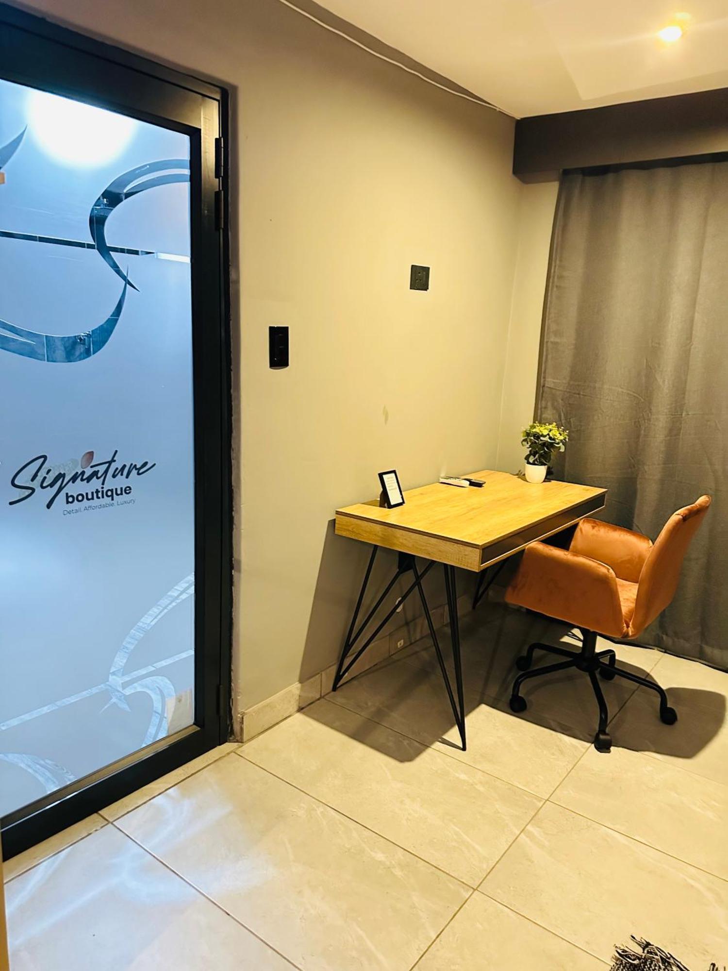 Signature Boutique Guesthouse Maun Exteriér fotografie